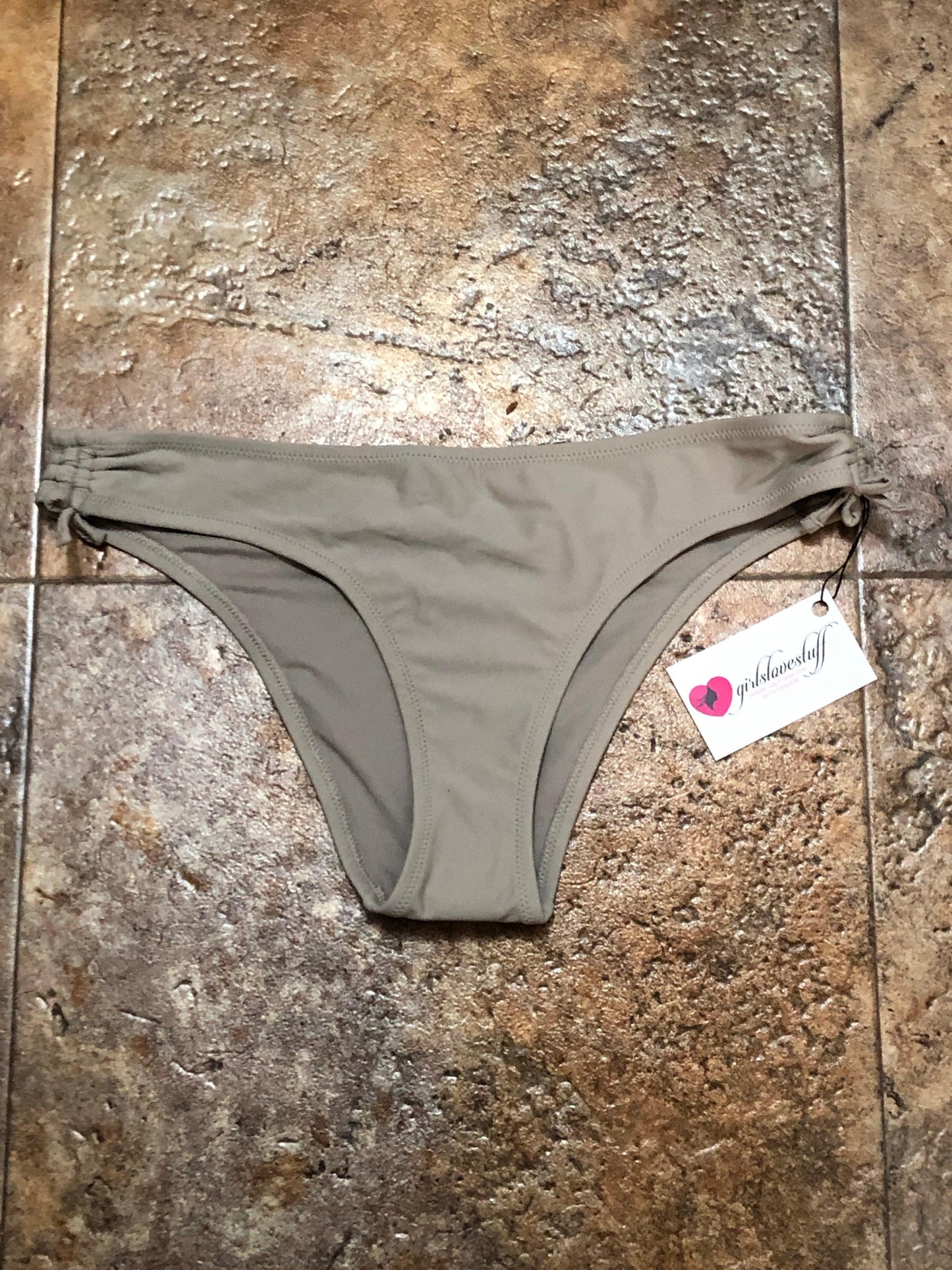 Aerie Women's Cheeky Bikini Bottom - GMBU Apparel