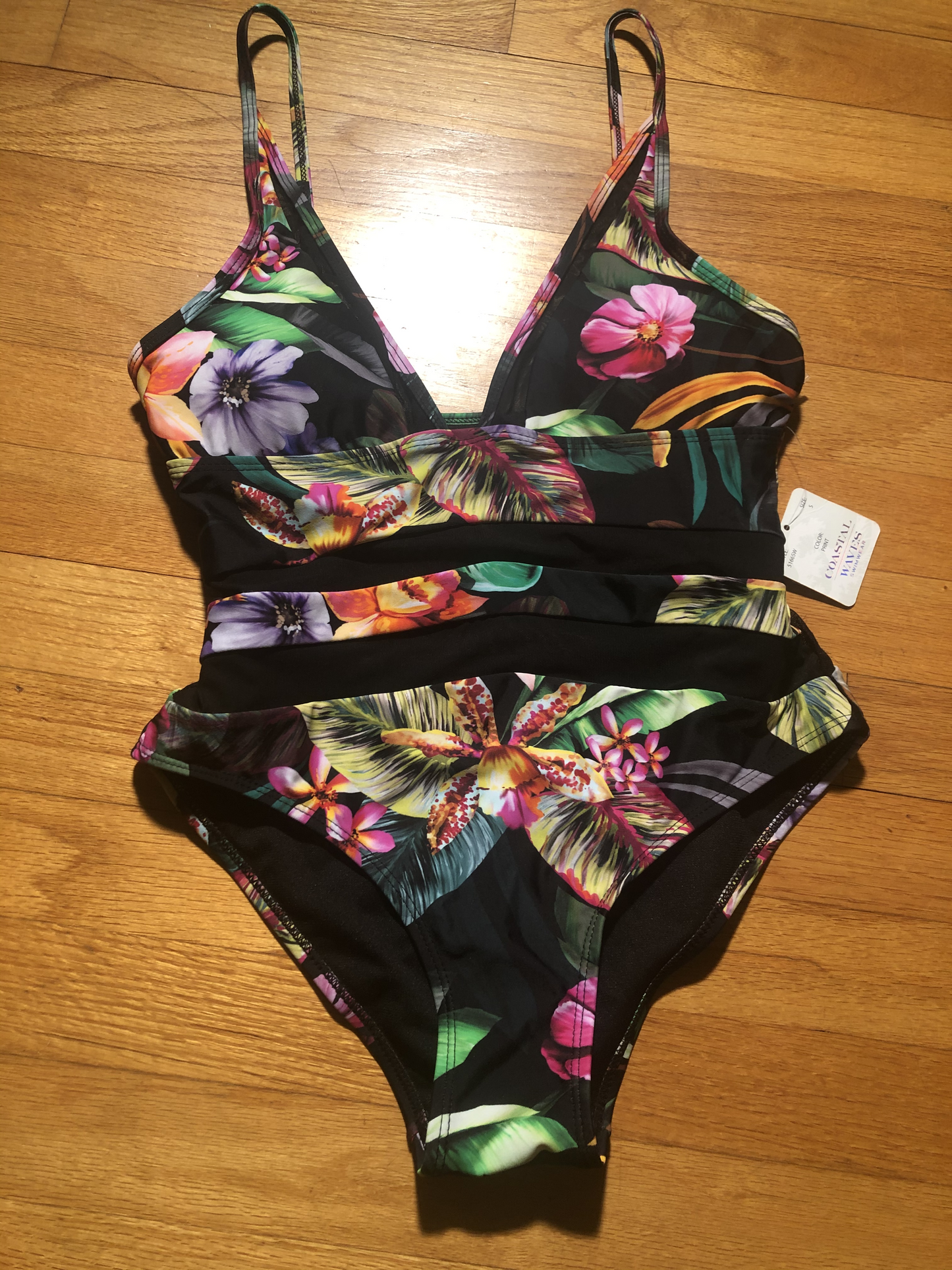 Coastal Waves Womens Black Floral Print One-Piece Bathing Suit - Gmbu Apparel